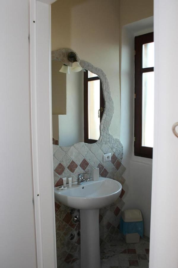 Luras Guest House Le Gemelle מראה חיצוני תמונה